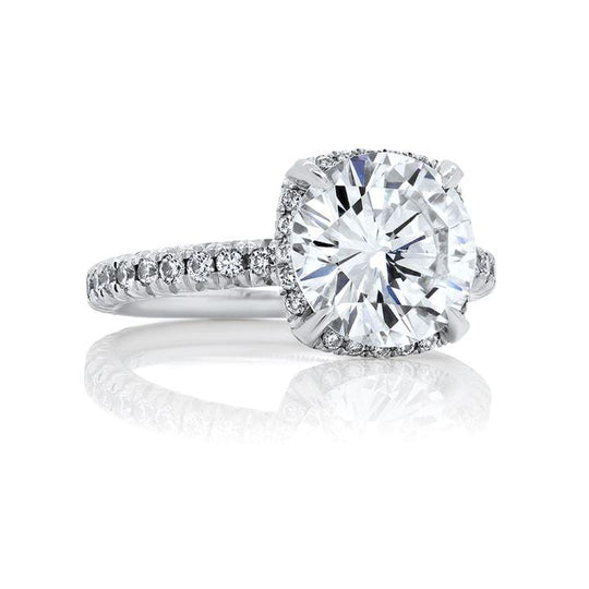 Blake Round Brilliant cut Diamond Engagement Ring in Platinum